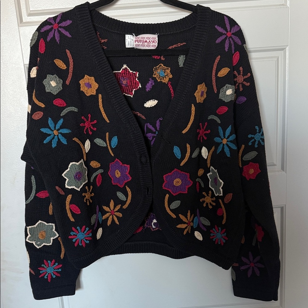 Colorful Floral Embroidered Women's Cardigan M/L Missing 1 Button